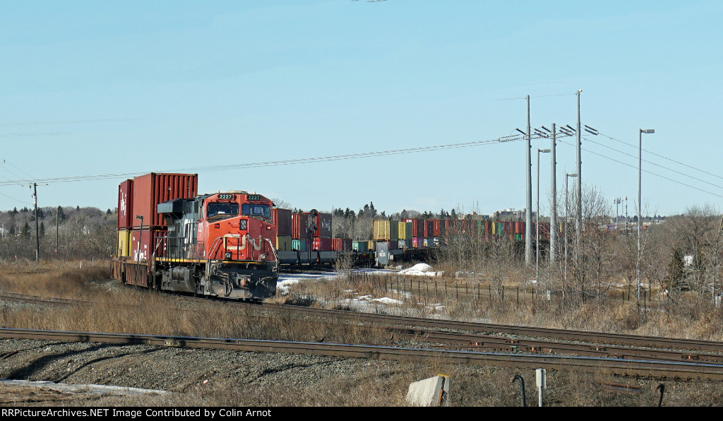 CN 2227